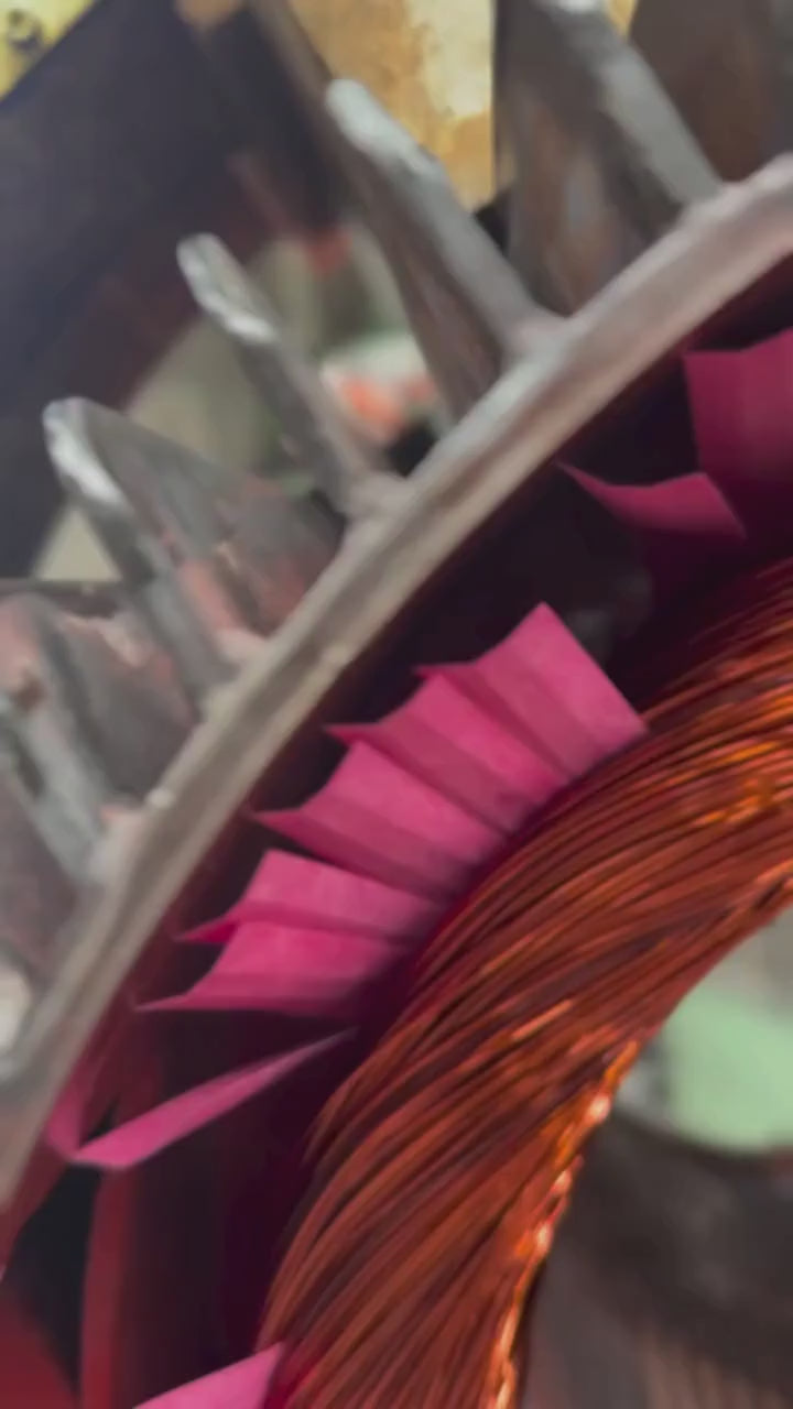 Carica il video: 